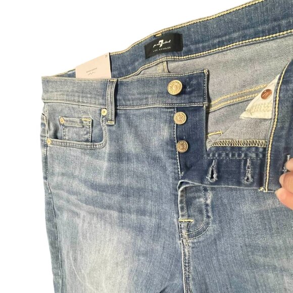 7 For All Mankind NWT Josefina Feminine Boyfriend Women's Jeans size 31 - Picture 12 of 16